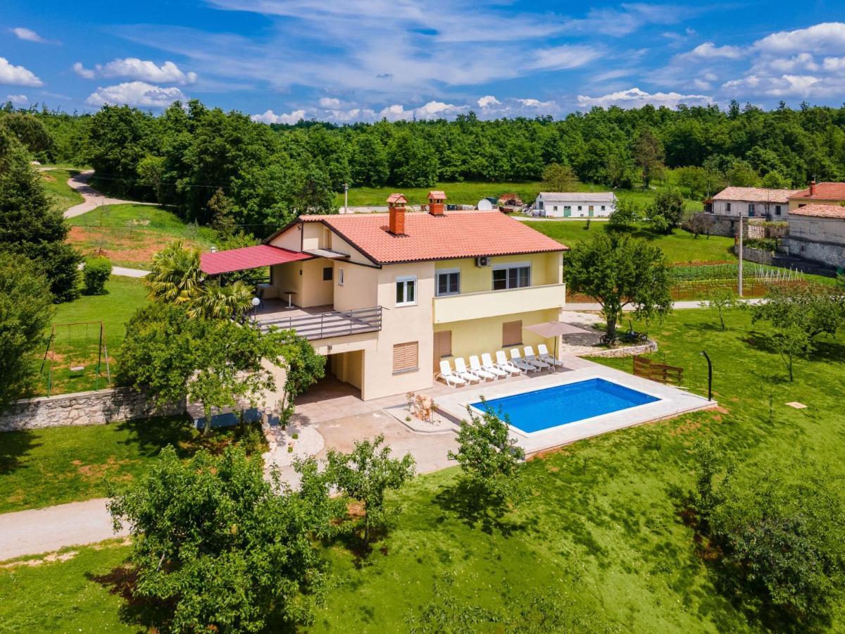 Holiday Home Larisa - Ipc141 By Interhome Pićan Zewnętrze zdjęcie