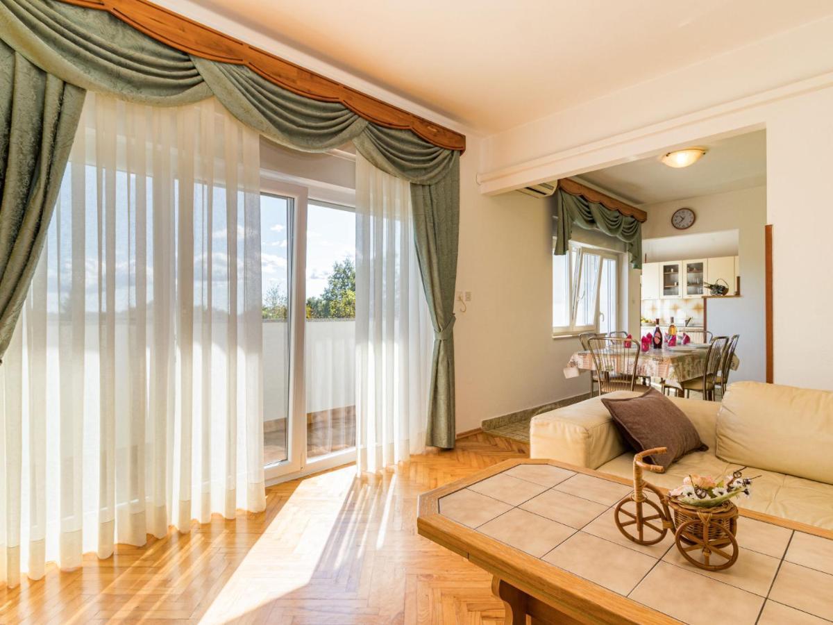 Holiday Home Larisa - Ipc141 By Interhome Pićan Zewnętrze zdjęcie